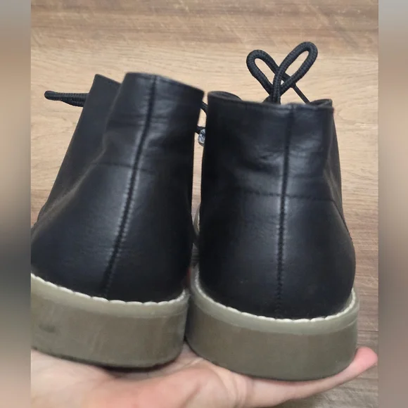 The Children's Place Black Dress Shoes - Picture 6 of 10